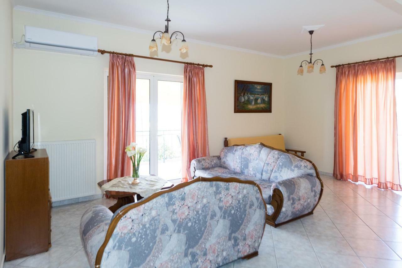 Vithos Apartment カラマタ エクステリア 写真