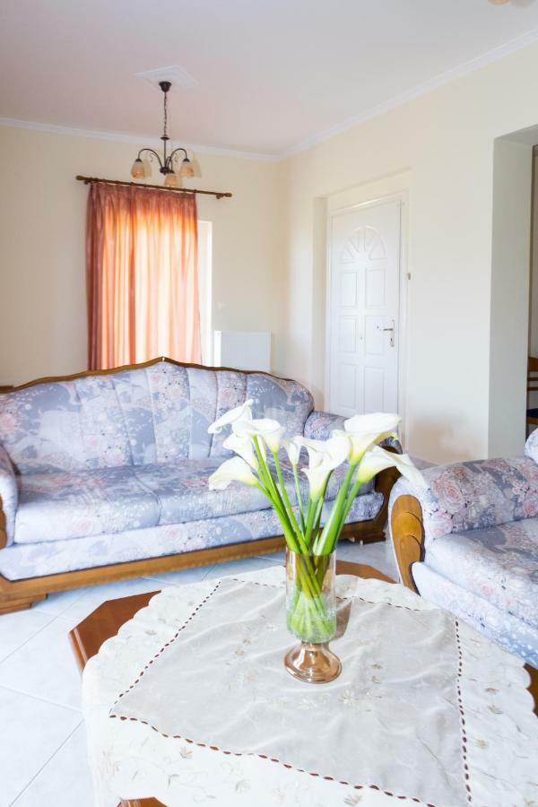 Vithos Apartment カラマタ エクステリア 写真